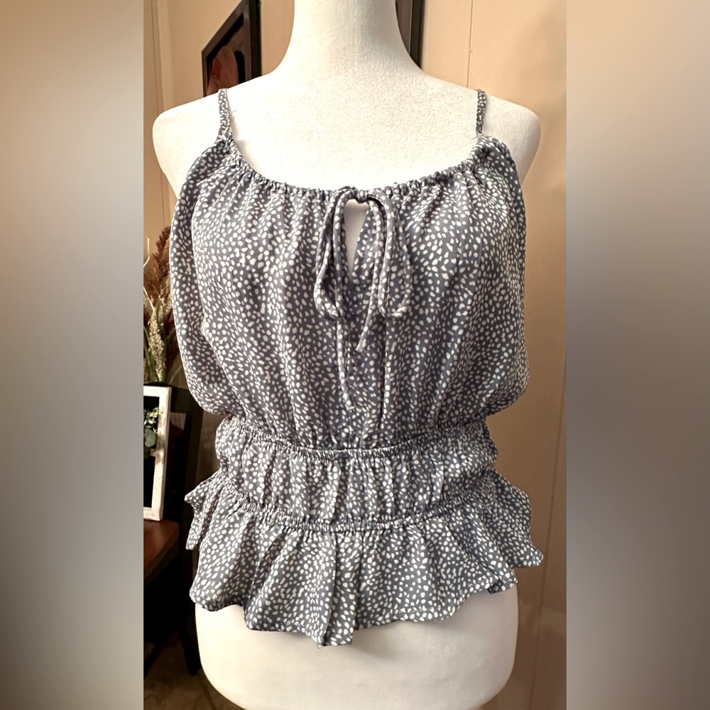 She + Sky Adjustable Strap Cinch-Waist Ruffle Top; Bluish-Gray/White; Small; EUC